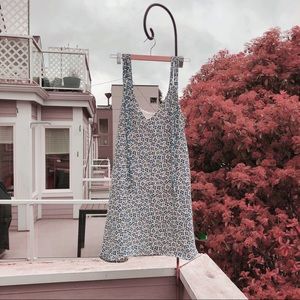 ❗️Zara Short Blue and White Floral Dress